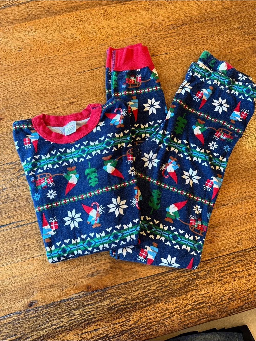 Hanna Andersson Navy Holiday Gnome Pajama Set with Red Trim